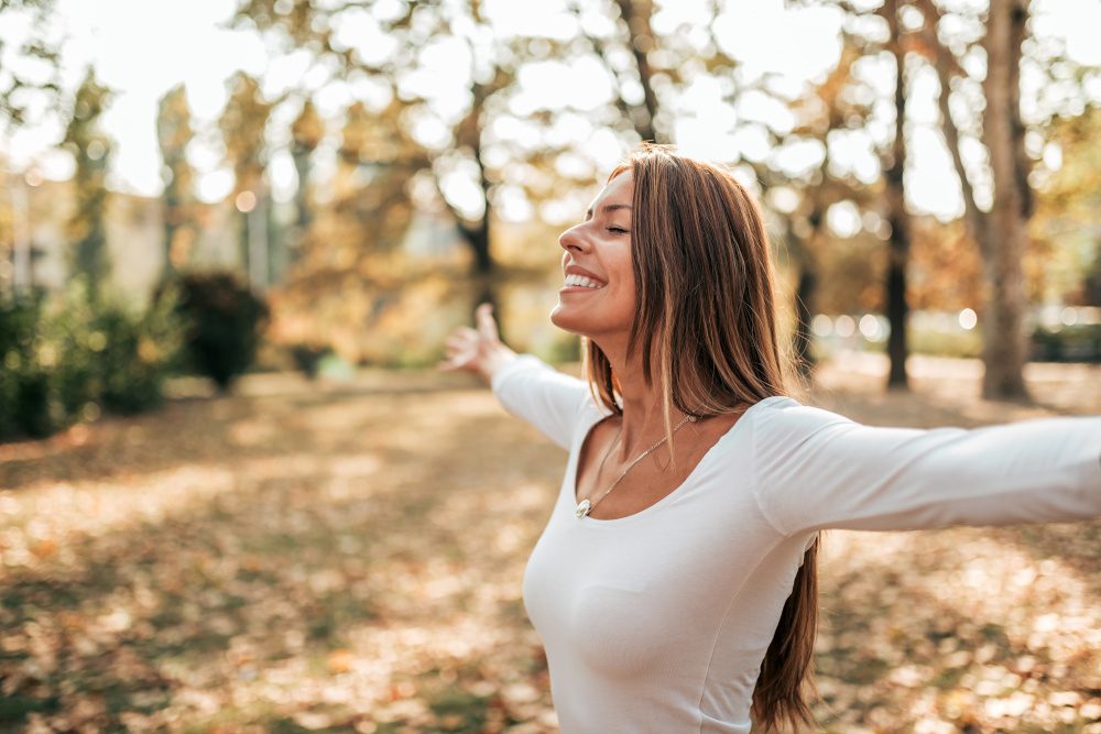 woman in white shirt